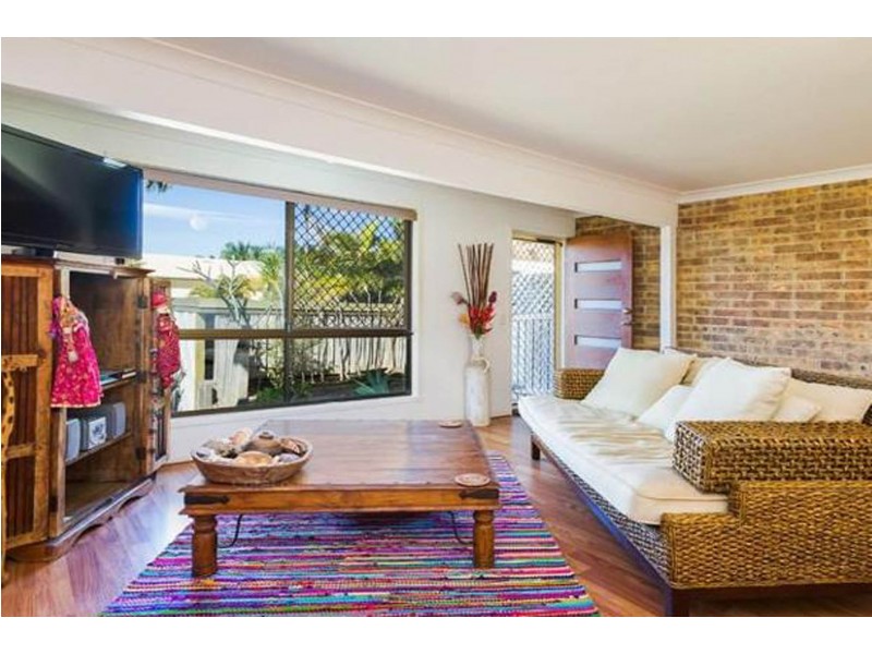 16/71 Olsen Avenue, Labrador QLD 4215