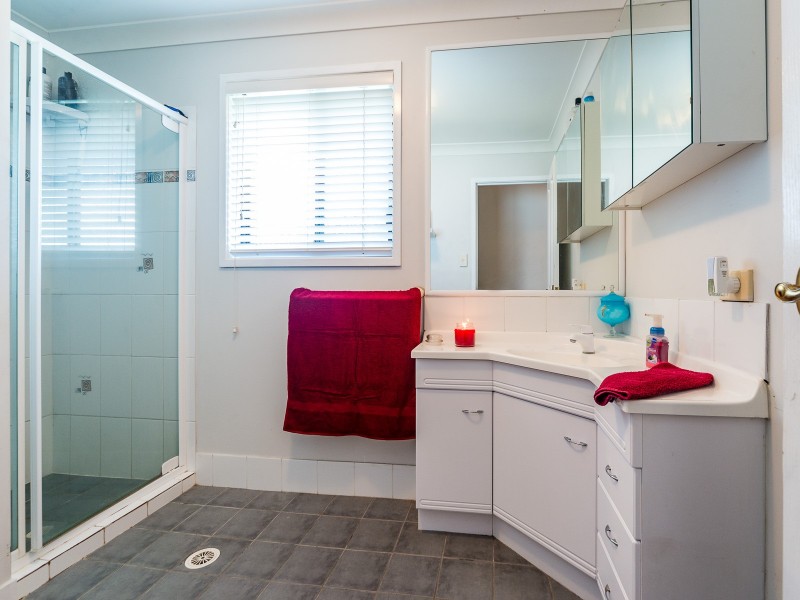 25 Tanzen Drive, Arundel QLD 4214