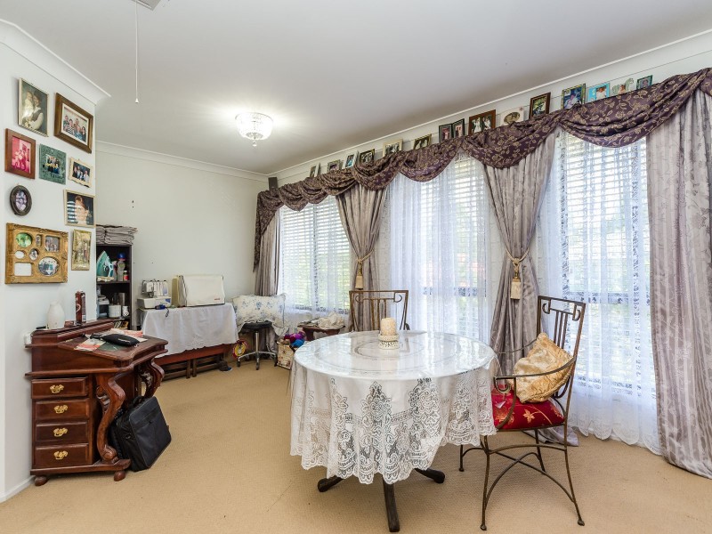 25 Tanzen Drive, Arundel QLD 4214