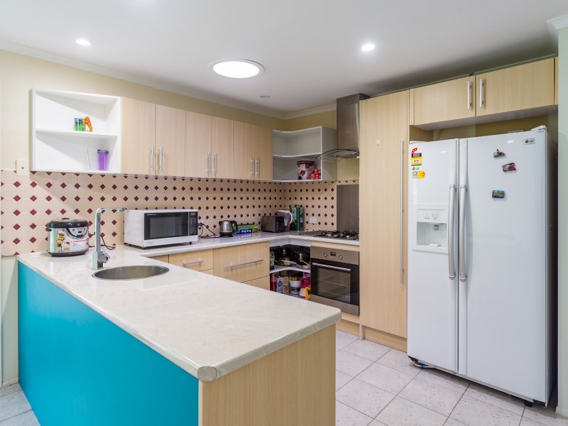 40 Studio Drive, Oxenford QLD 4210