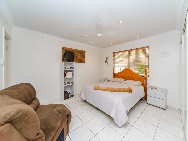 24 Drysdale Lane, Parkwood QLD 4214