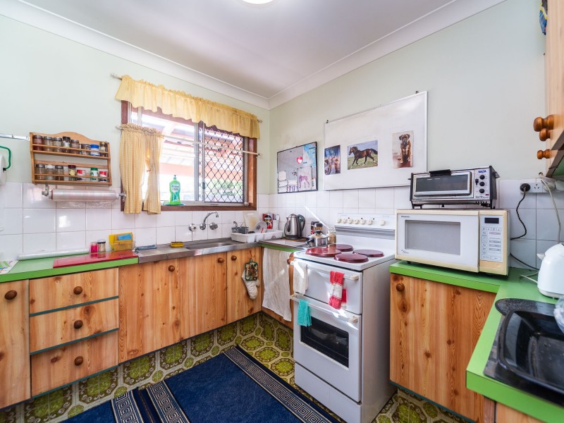 1/37 Terrigal Crescent, Southport QLD 4215