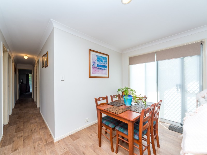 2/16 Annette Court, Labrador QLD 4215