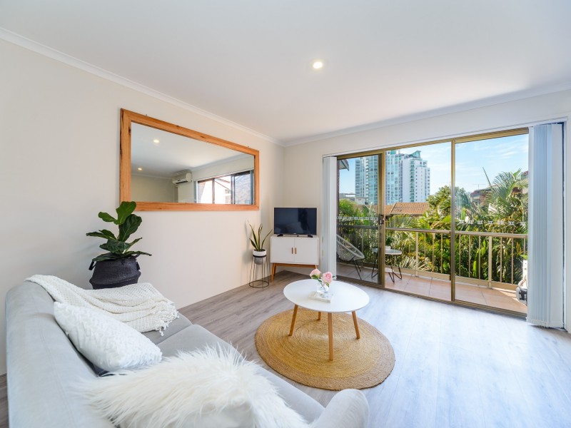 22/27 Whiting Street, Labrador QLD 4215