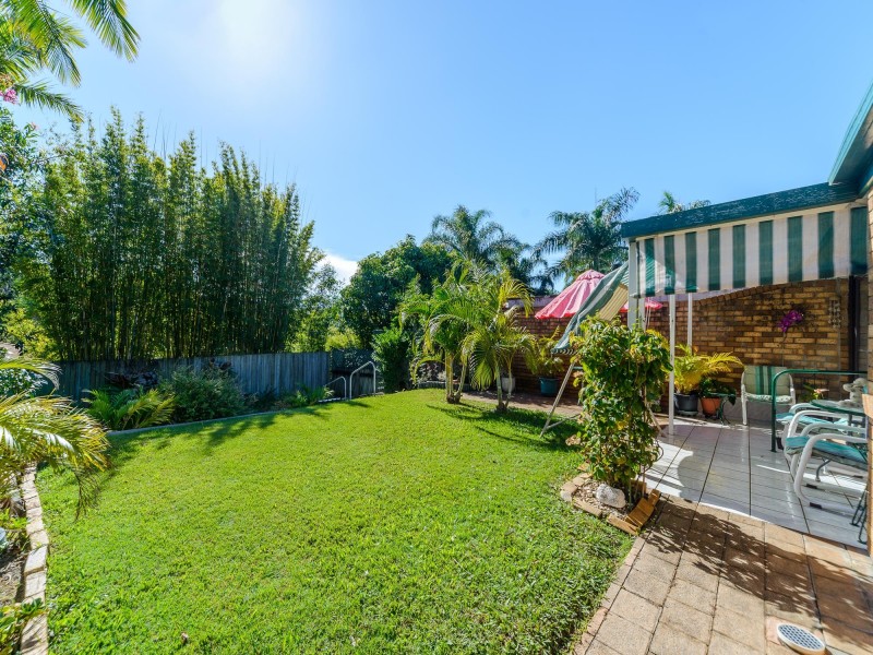 2/7 Ash Court, Arundel QLD 4214