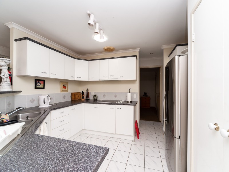 21 Inverness Way, Parkwood QLD 4214