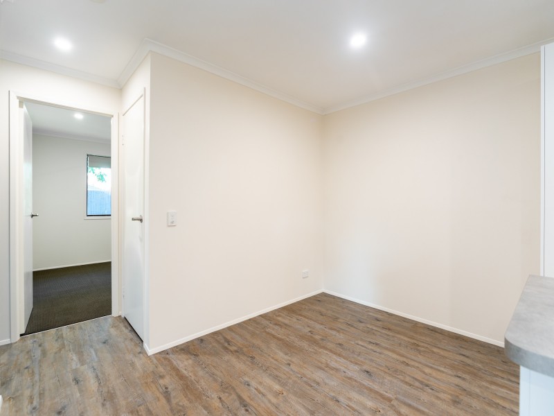 2/20 Morinda Way, Labrador QLD 4215