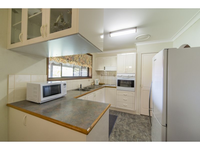 10 Burdekin Avenue, Helensvale QLD 4212