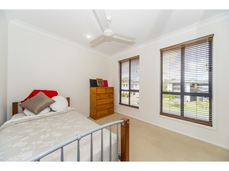 42 Bahkeeta Street, Oxenford QLD 4210