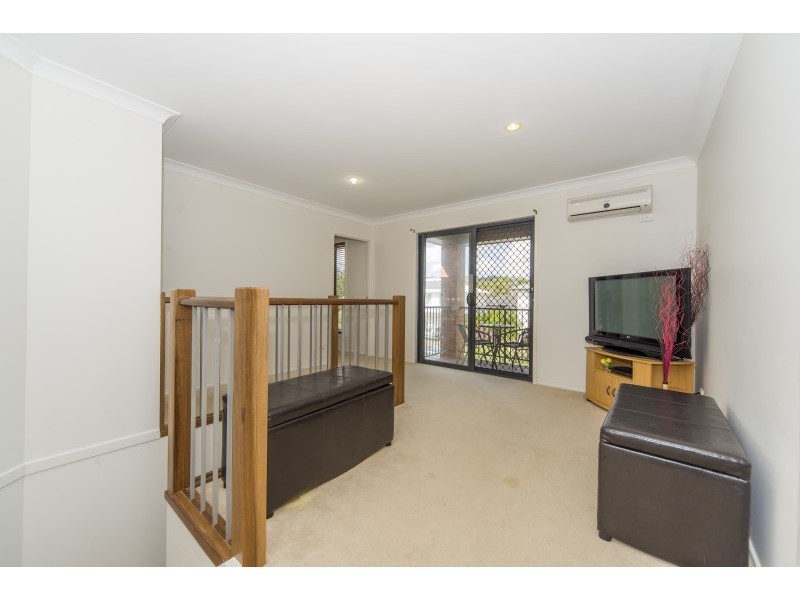 42 Bahkeeta Street, Oxenford QLD 4210