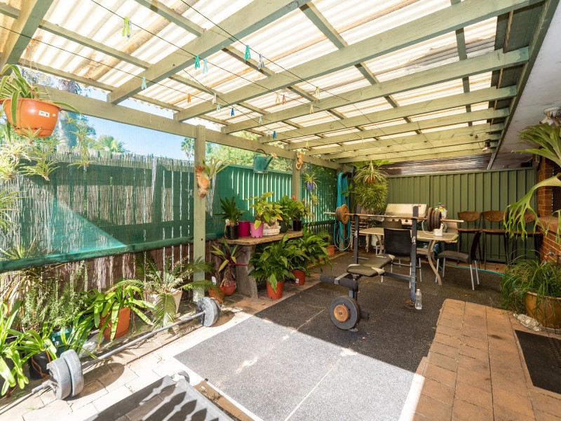 2/12 Telopea Street, Labrador QLD 4215