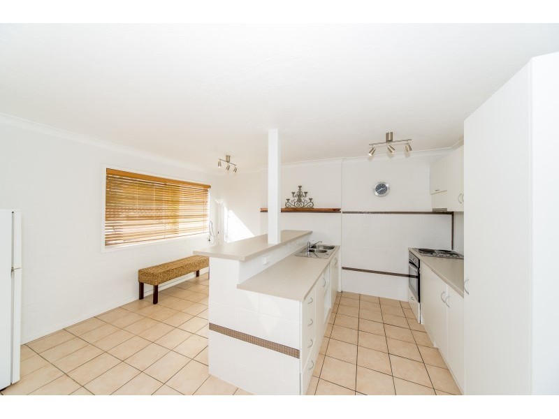 29/13-17 Brown Street, Labrador QLD 4215