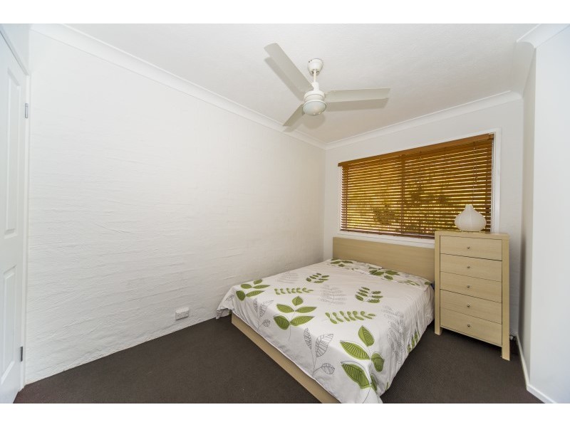 29/13-17 Brown Street, Labrador QLD 4215