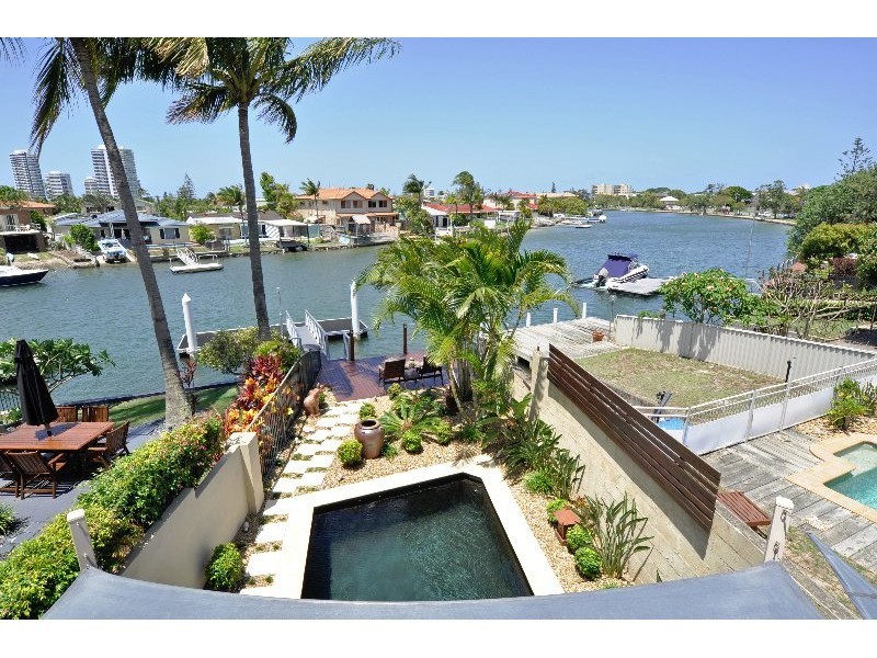 2/53 Hollywell Road, Biggera Waters QLD 4216