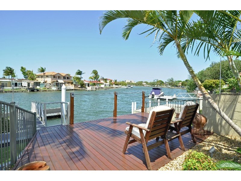 2/53 Hollywell Road, Biggera Waters QLD 4216