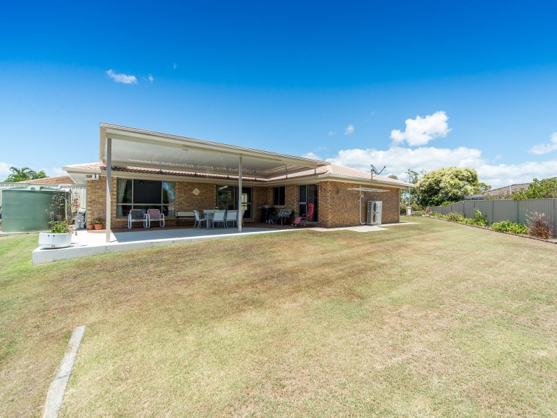 26 Ashburton Close, Arundel QLD 4214