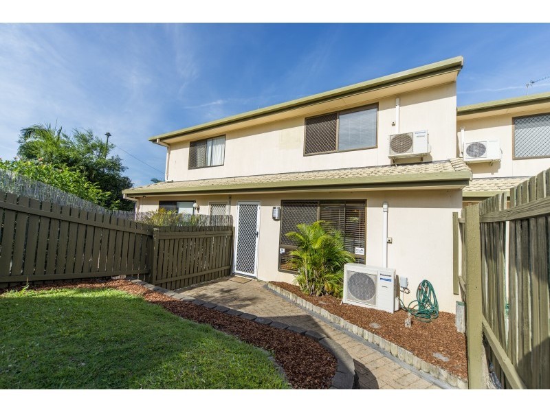 22/71 Olsen Avenue, Labrador QLD 4215