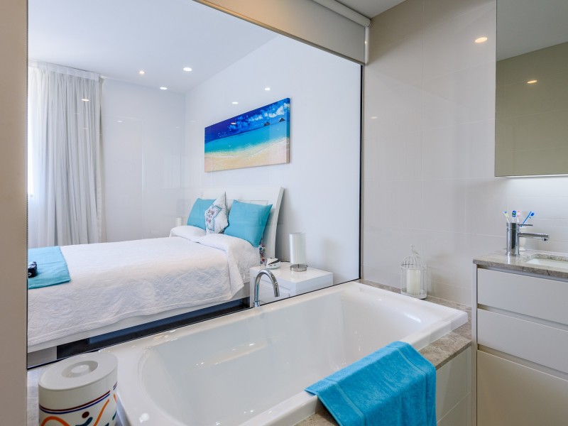 4404/2 Sunset Avenue, Paradise Point QLD 4216