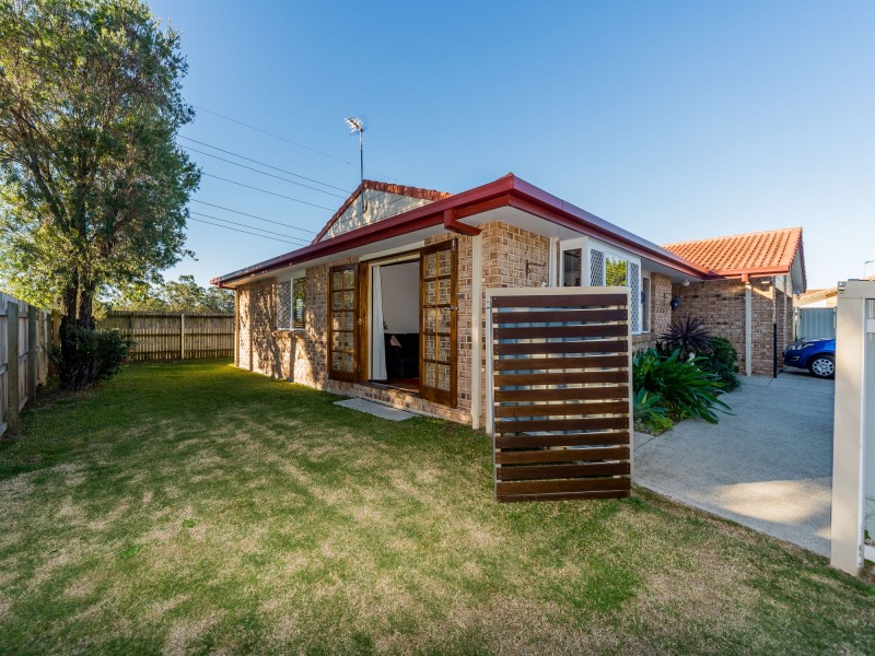 1/13 Jannie Court, Labrador QLD 4215