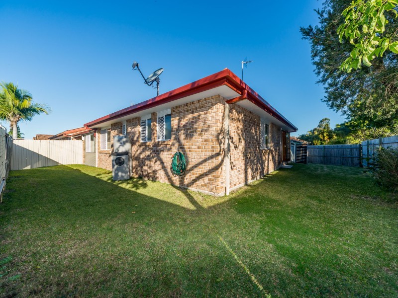 1/13 Jannie Court, Labrador QLD 4215