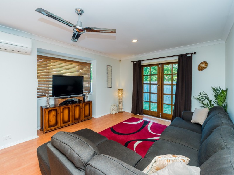 1/13 Jannie Court, Labrador QLD 4215