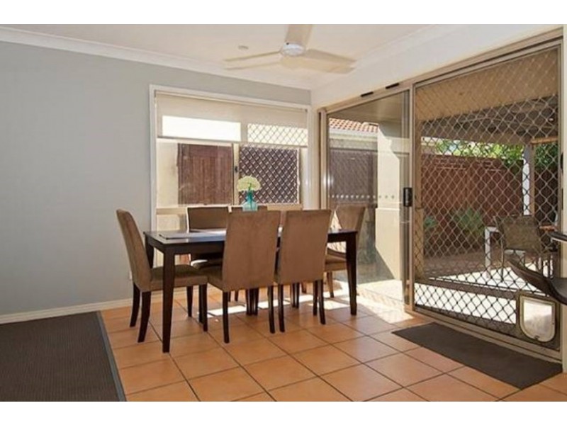 11 Harrow Place, Arundel QLD 4214