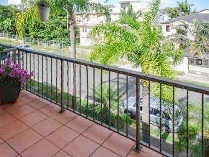 6/9 Bradford Street, Labrador QLD 4215