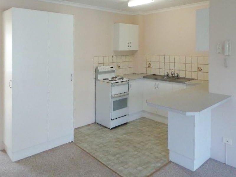 6/9 Bradford Street, Labrador QLD 4215