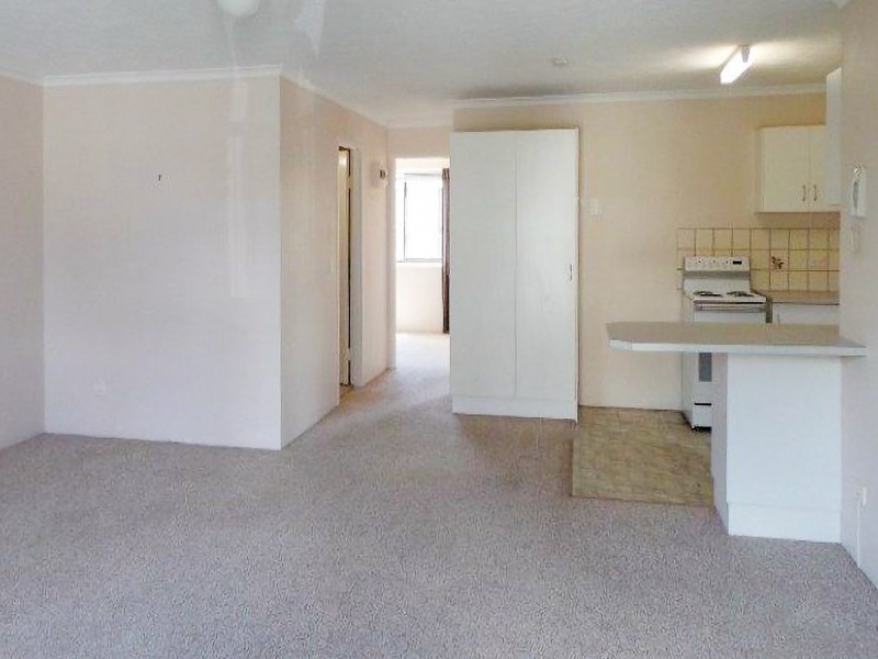 6/9 Bradford Street, Labrador QLD 4215