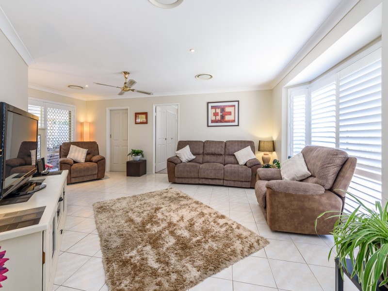 48 Clubhouse Drive, Arundel QLD 4214