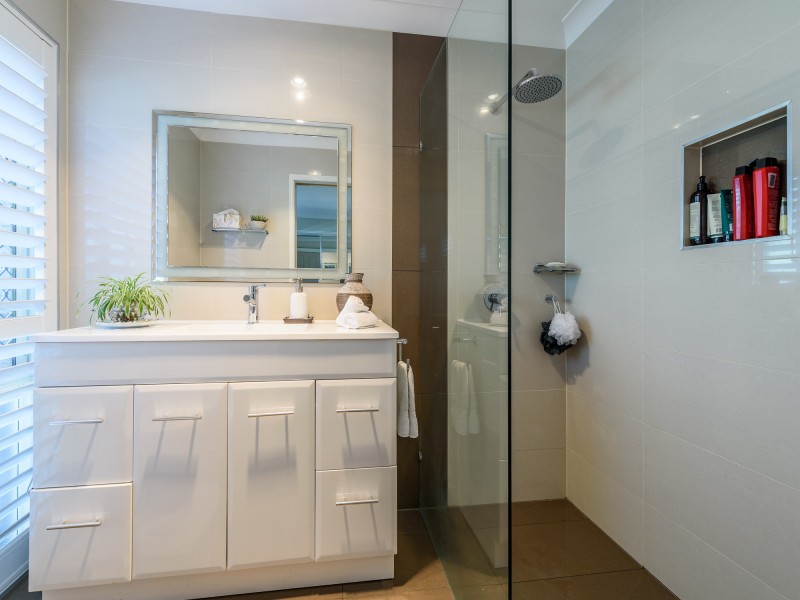 48 Clubhouse Drive, Arundel QLD 4214