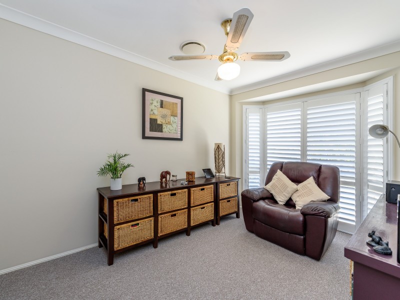 48 Clubhouse Drive, Arundel QLD 4214