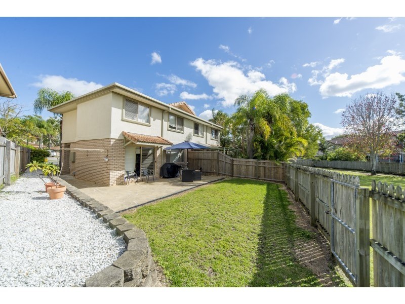 26/21 Usher Avenue, Labrador QLD 4215