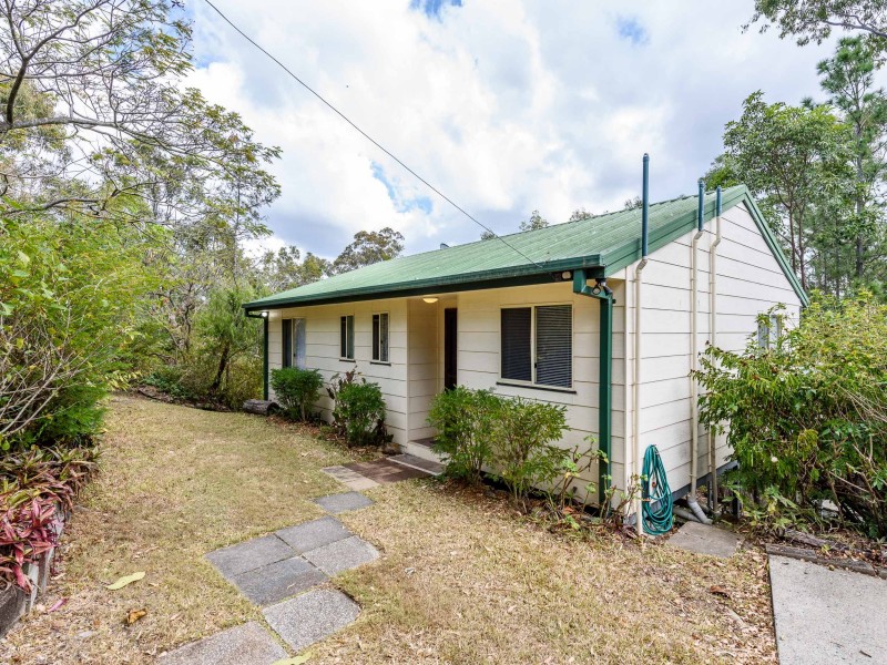 41 Uplands Drive, Parkwood QLD 4214