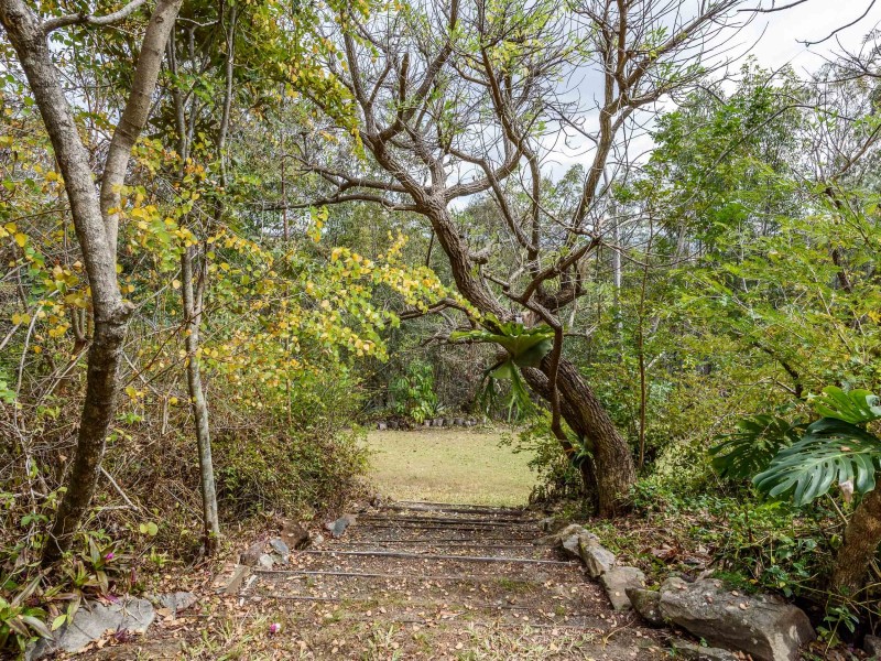 41 Uplands Drive, Parkwood QLD 4214