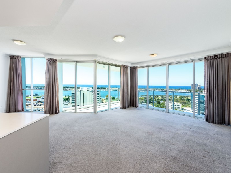 1154/56 Scarborough Street, Southport QLD 4215