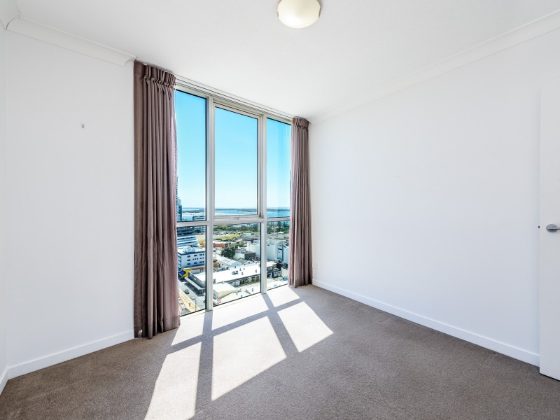 1154/56 Scarborough Street, Southport QLD 4215