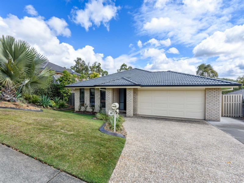 68 Harmsworth Road, Pacific Pines QLD 4211