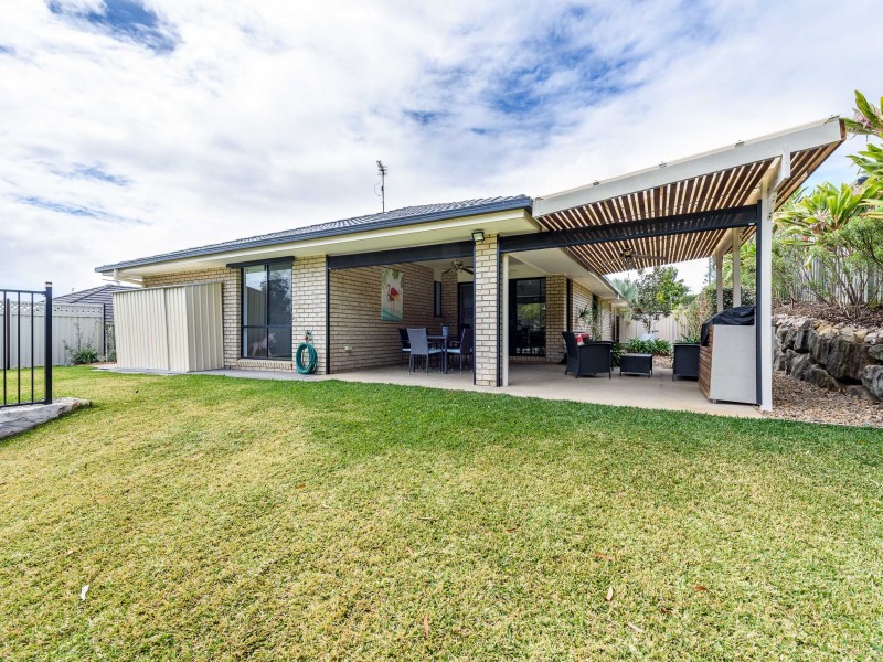 68 Harmsworth Road, Pacific Pines QLD 4211