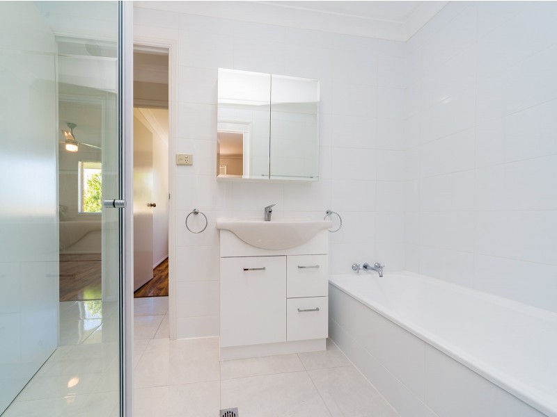 29/81 Olsen Avenue, Labrador QLD 4215