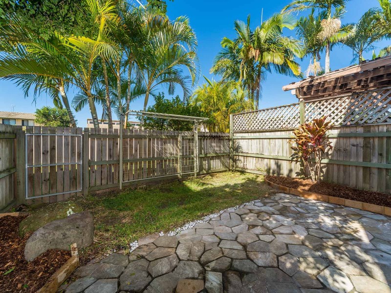 29/81 Olsen Avenue, Labrador QLD 4215