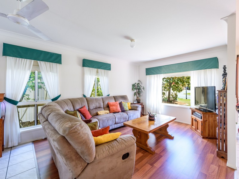 64 Burrendong Road, Coombabah QLD 4216