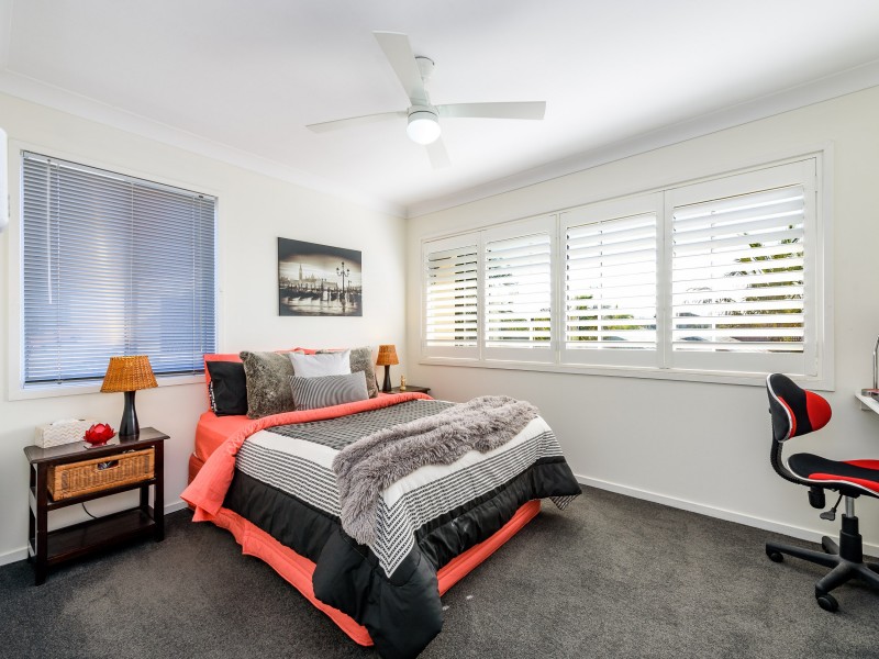 3 Tari Court, Runaway Bay QLD 4216