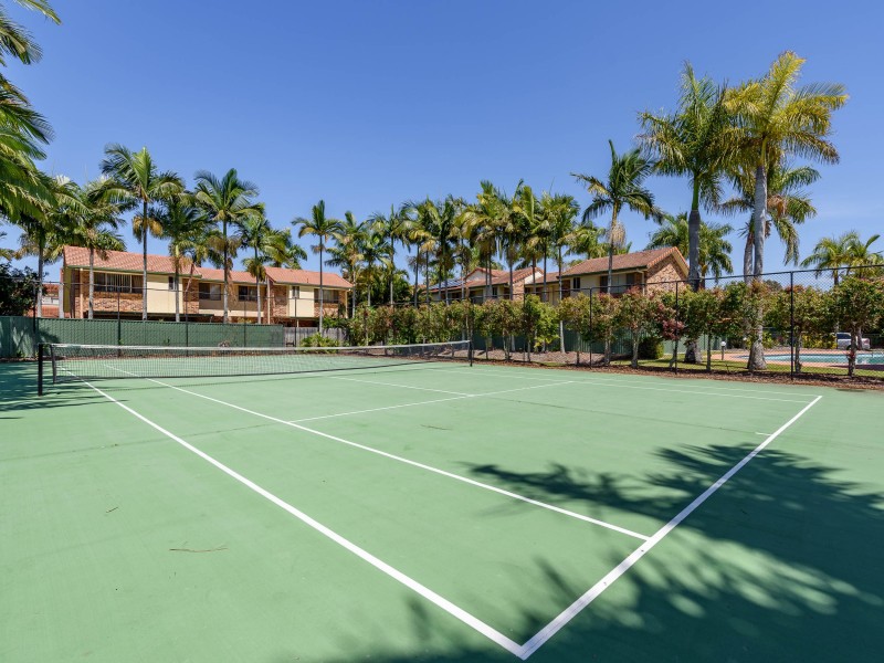 9/272 Oxley Drive, Coombabah QLD 4216