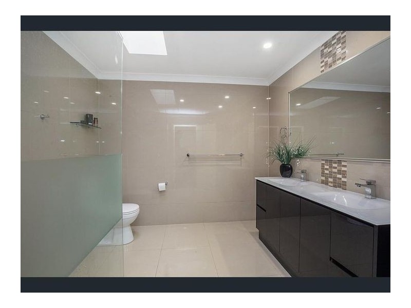 4/27 Fortune Street, Coomera QLD 4209