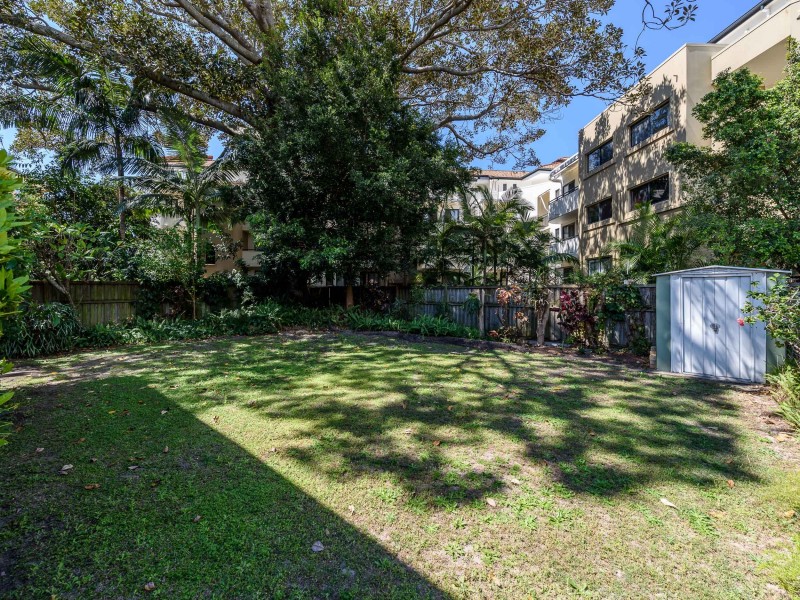 6/29 Bath Street, Labrador QLD 4215