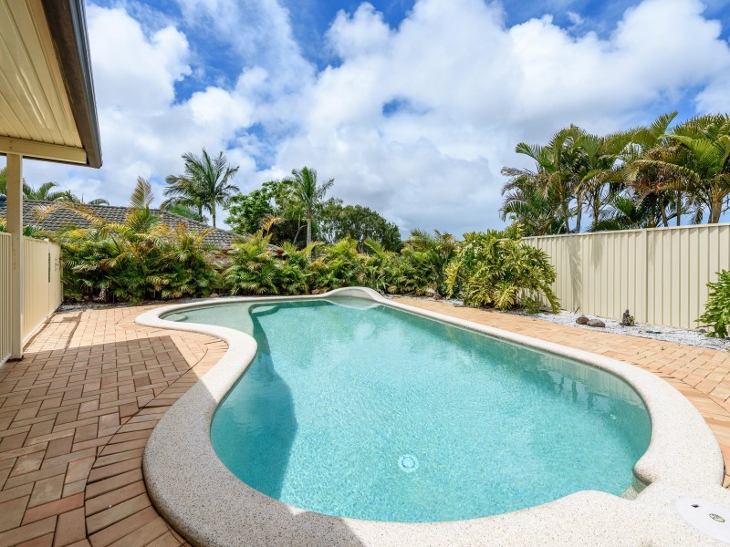 54 Inverness Way, Parkwood QLD 4214
