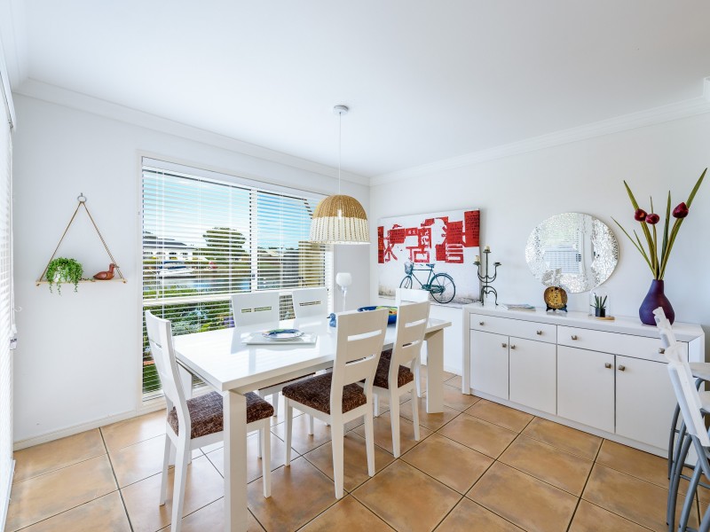 29/82 Limetree Parade, Runaway Bay QLD 4216