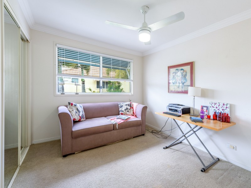 29/82 Limetree Parade, Runaway Bay QLD 4216