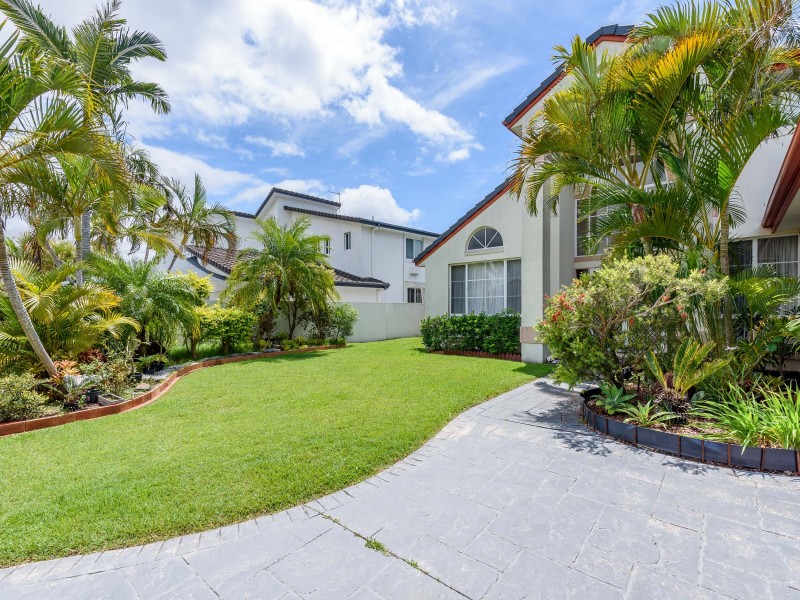 3 Prosperity Drive, Helensvale QLD 4212
